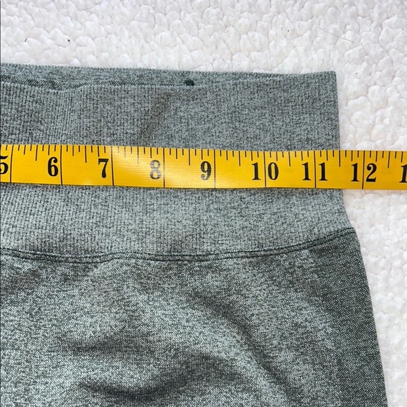 PINK Victoria's Secret Green High-Rise Leggings Stretchy - Picture 3 of 8